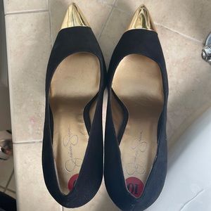 Jessica Simpson black and gold heels! Brand new size 10